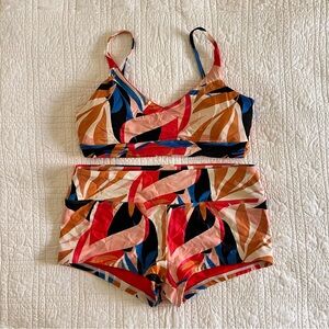 PRANA Willow Falls Reversible Top and Datum Bottom in  Tropics size Medium